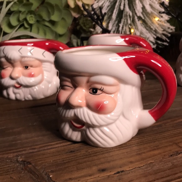 Pottery Barn Hand Painted Vintage Style Santa Claus Holiday Mugs 16oz - Set of 4 - Picture 6 of 16